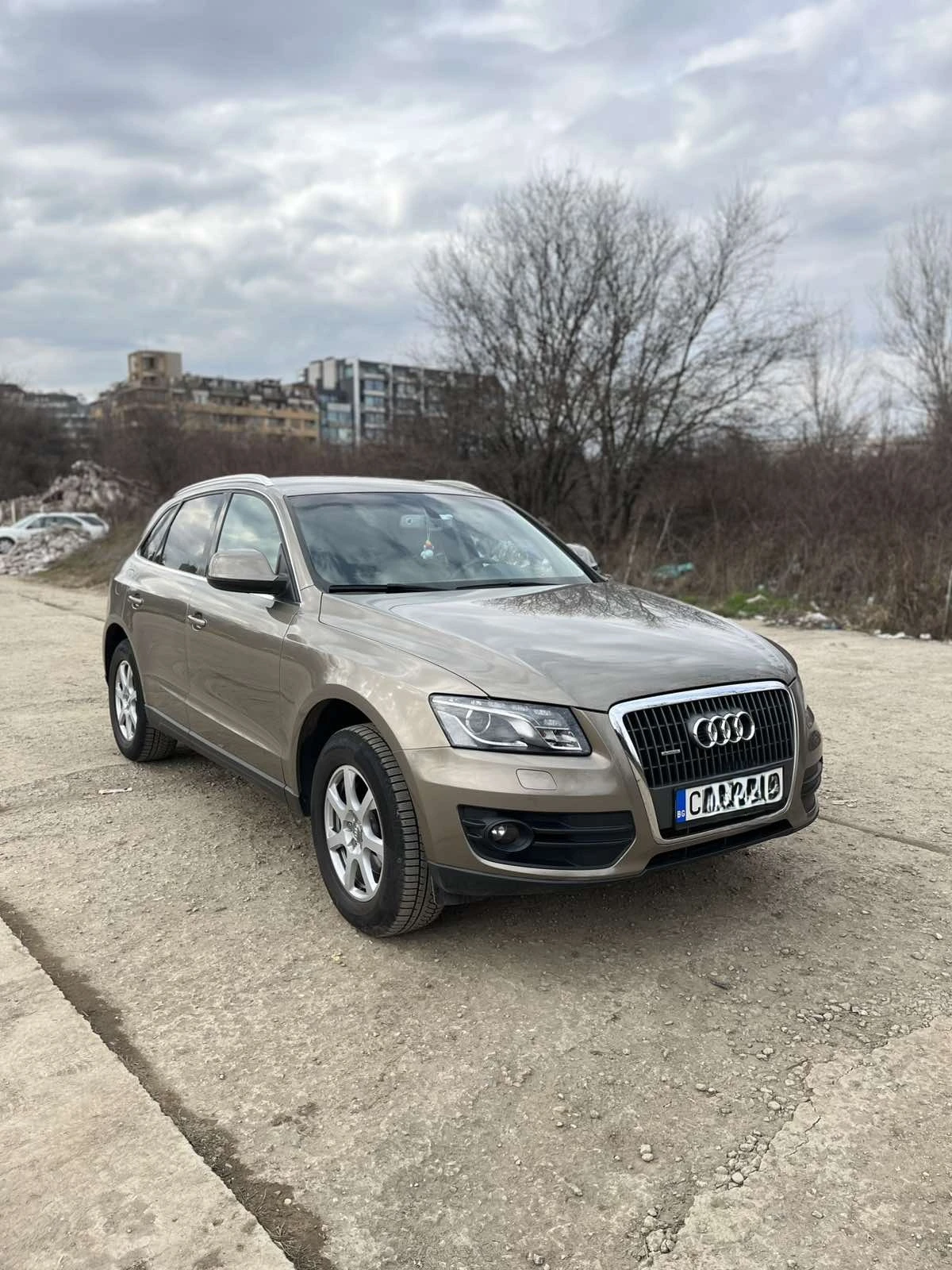 Audi Q5 2.0 TFSI, снимка 2 - Автомобили и джипове - 53696671
