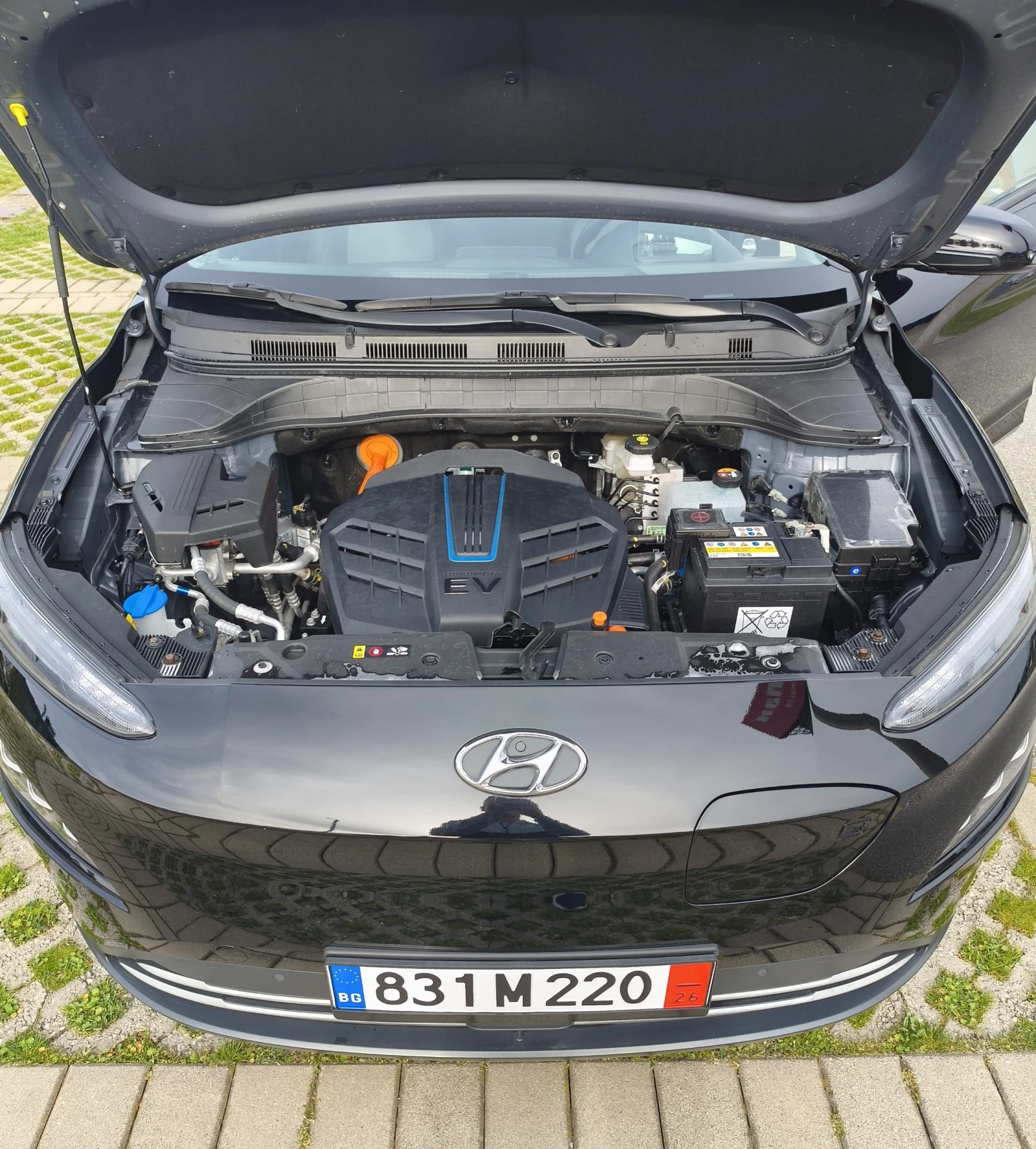 Hyundai Kona 64KWh/Premium/2022/SOH100% KRELL, снимка 12 - Автомобили и джипове - 54222957