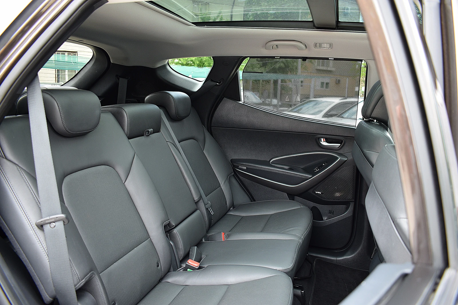 Hyundai Santa fe 2.2ШВЕЙЦАРИЯ-ДИСТРОНИК/КОЖА/НАВИ/КСЕНОН/ПАНОРАМА, снимка 15 - Автомобили и джипове - 54385177