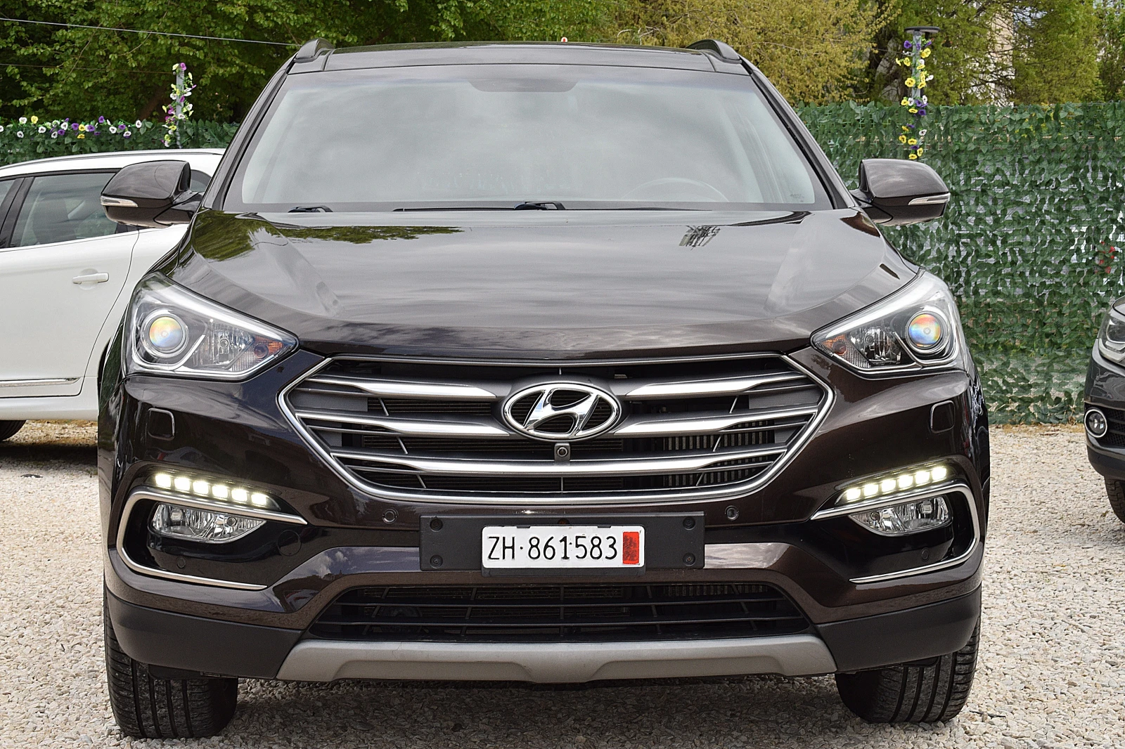 Hyundai Santa fe 2.2ШВЕЙЦАРИЯ-ДИСТРОНИК/КОЖА/НАВИ/КСЕНОН/ПАНОРАМА, снимка 2 - Автомобили и джипове - 54385177