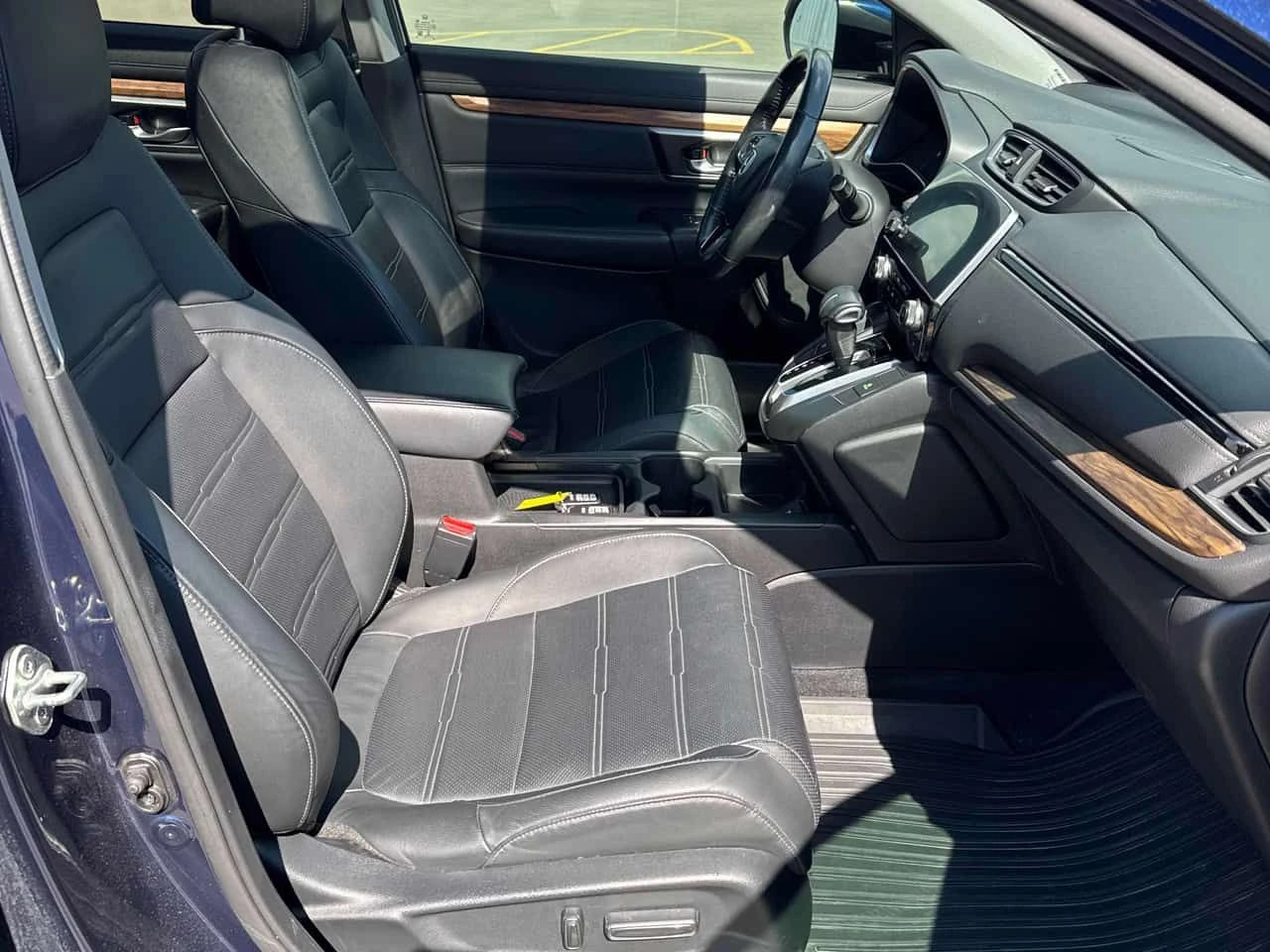 Honda Cr-v * Touring * 2 КЛЮЧА * ПОДГРЕВ * PANO, снимка 11 - Автомобили и джипове - 54486048