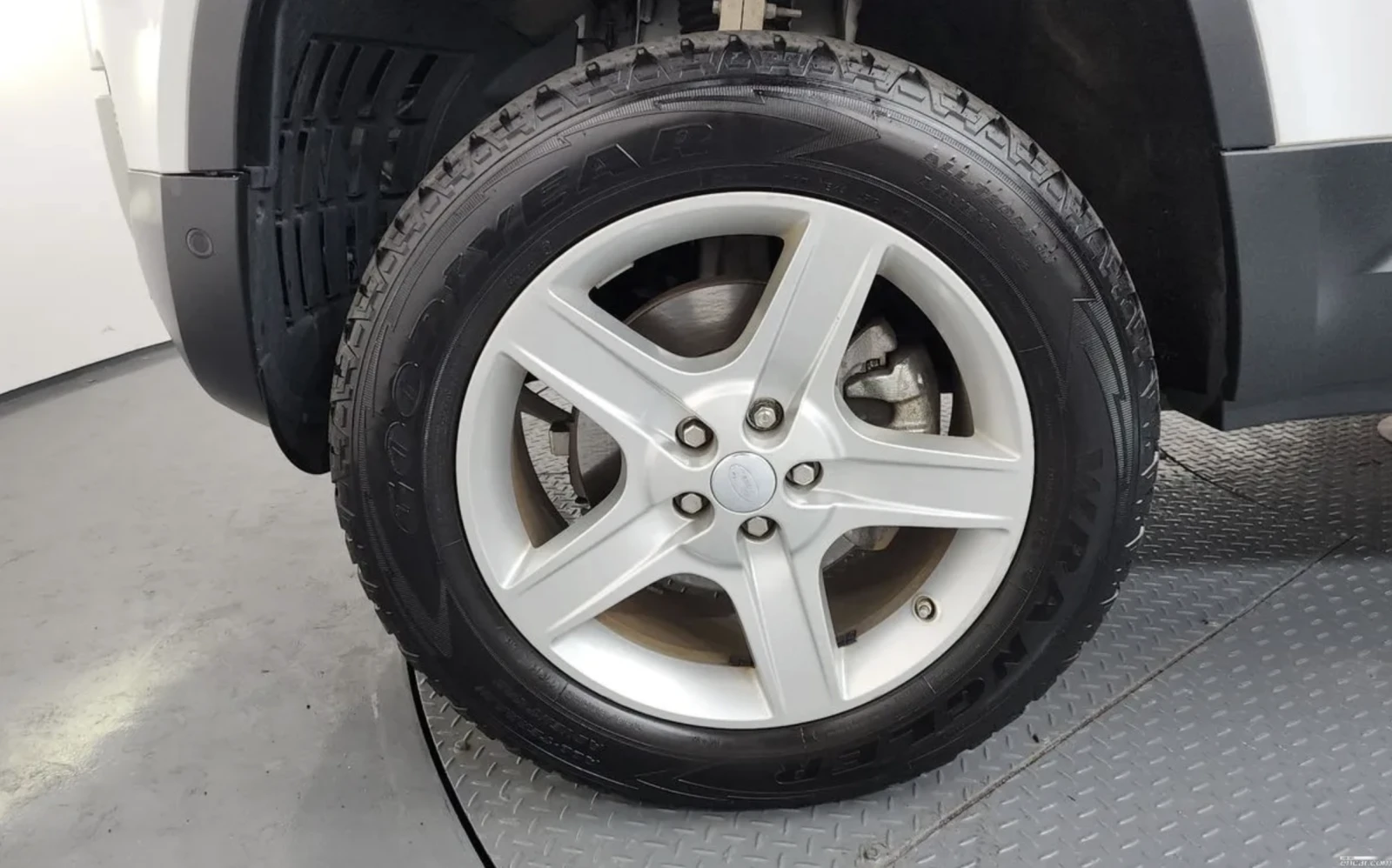 Land Rover Defender ����������* �FF ROAD* �������* 360* ����*  | Mobile.bg � ����������� 3