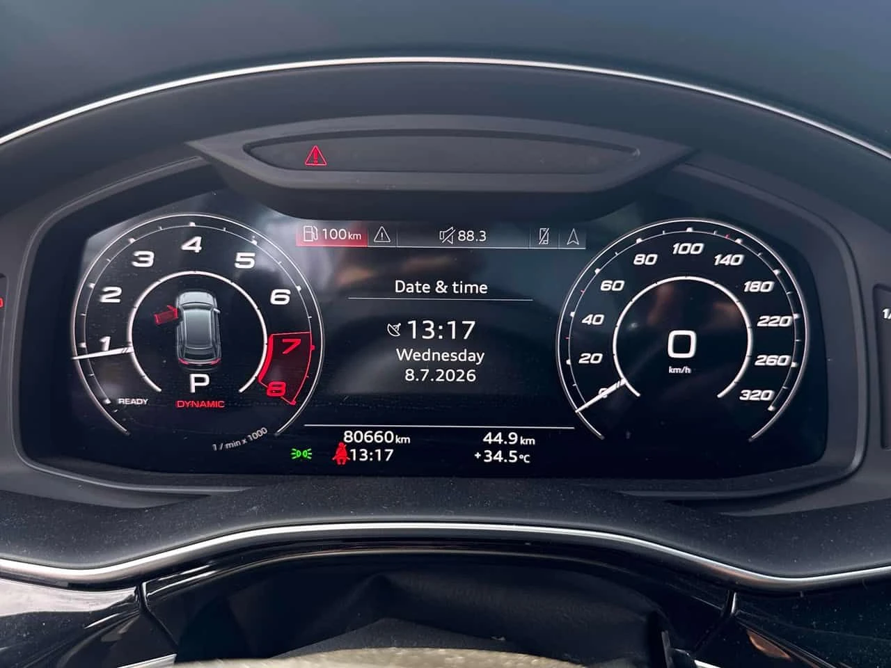 Audi RSQ8 * 4.0 TFSI quattro* АВТОКРЕДИТ БЕЗ ПЪРВОНАЧАЛНА* , снимка 8 - Автомобили и джипове - 55310132