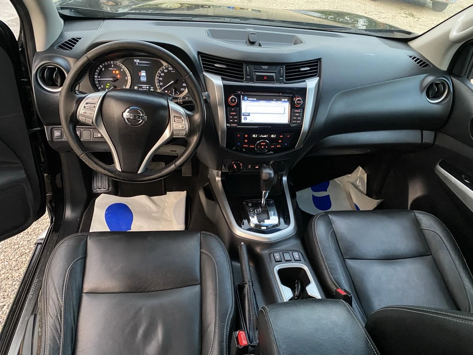 Nissan Navara 2, 3 DCI/190 k, снимка 6 - Автомобили и джипове - 55838419