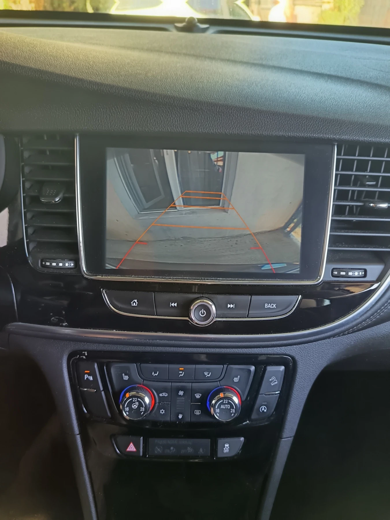 Opel Mokka Opel Mokka X 1.6cdti* 136* 4x4* NAVI* LED* CarPlay, снимка 9 - Автомобили и джипове - 55979236