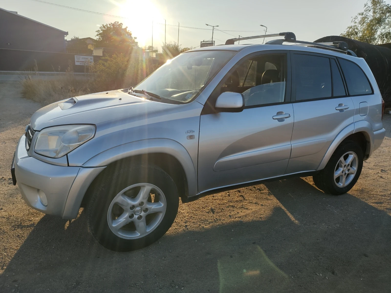 Toyota Rav4, снимка 3 - Автомобили и джипове - 56060412