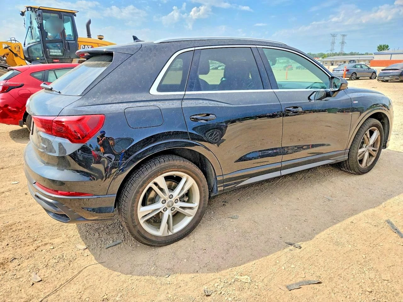 Audi Q3 2.0l Premium Plus S-Line, снимка 3 - Автомобили и джипове - 56223911