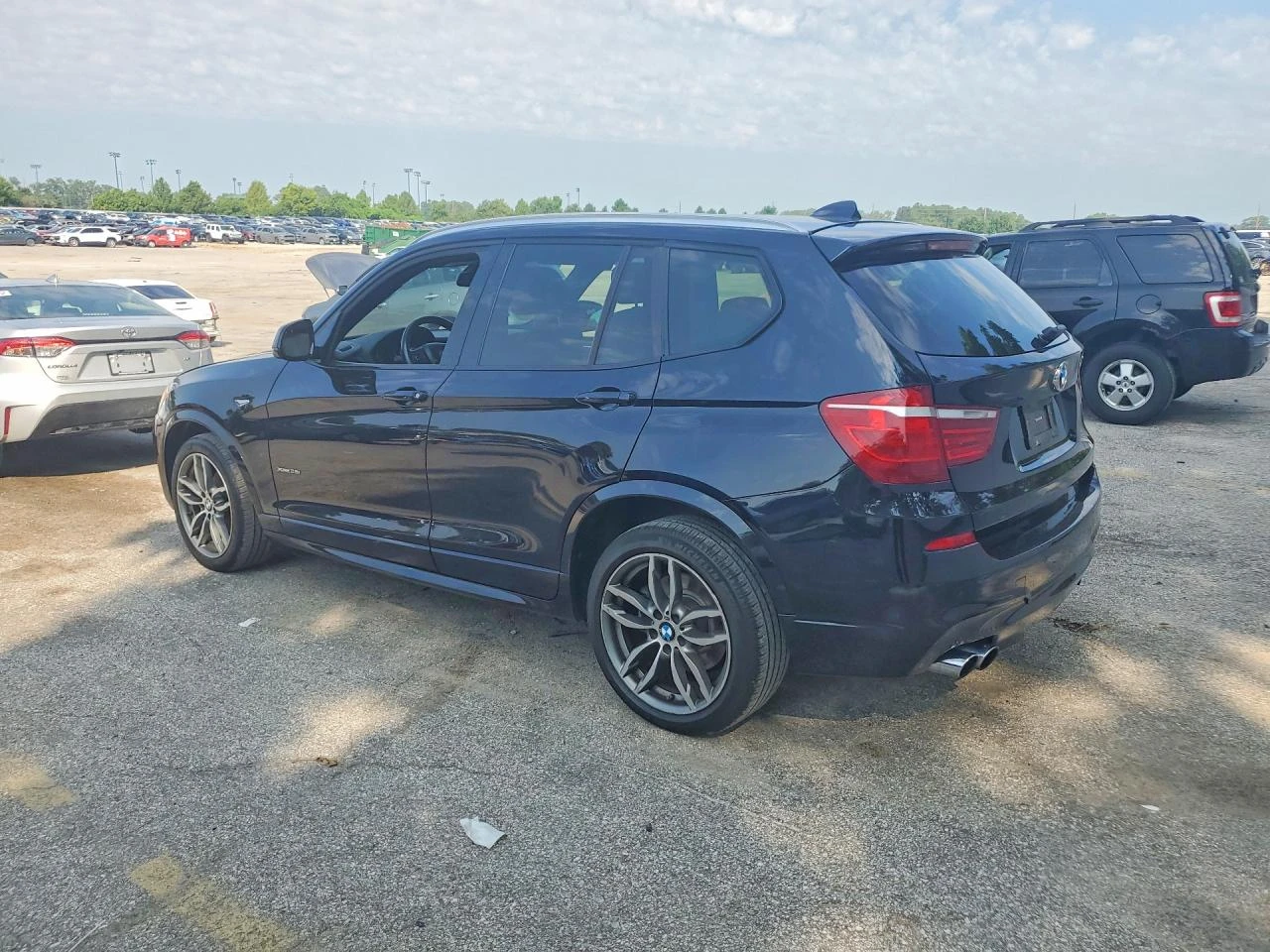 BMW X3 2.0l xDrive28I, снимка 2 - Автомобили и джипове - 56341180