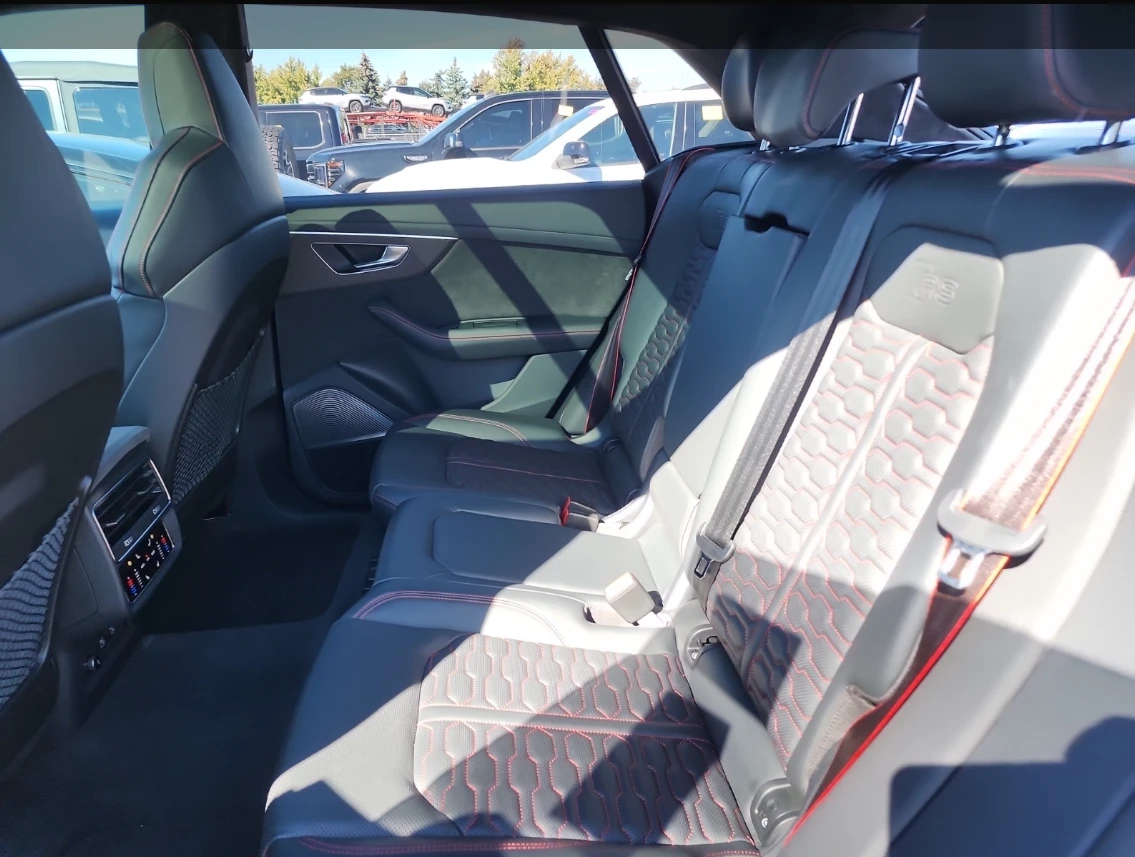 Audi RSQ8, снимка 10 - Автомобили и джипове - 56441667
