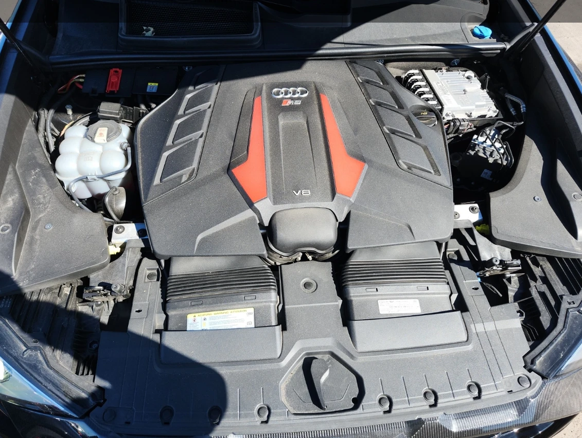 Audi RSQ8, снимка 12 - Автомобили и джипове - 56441667