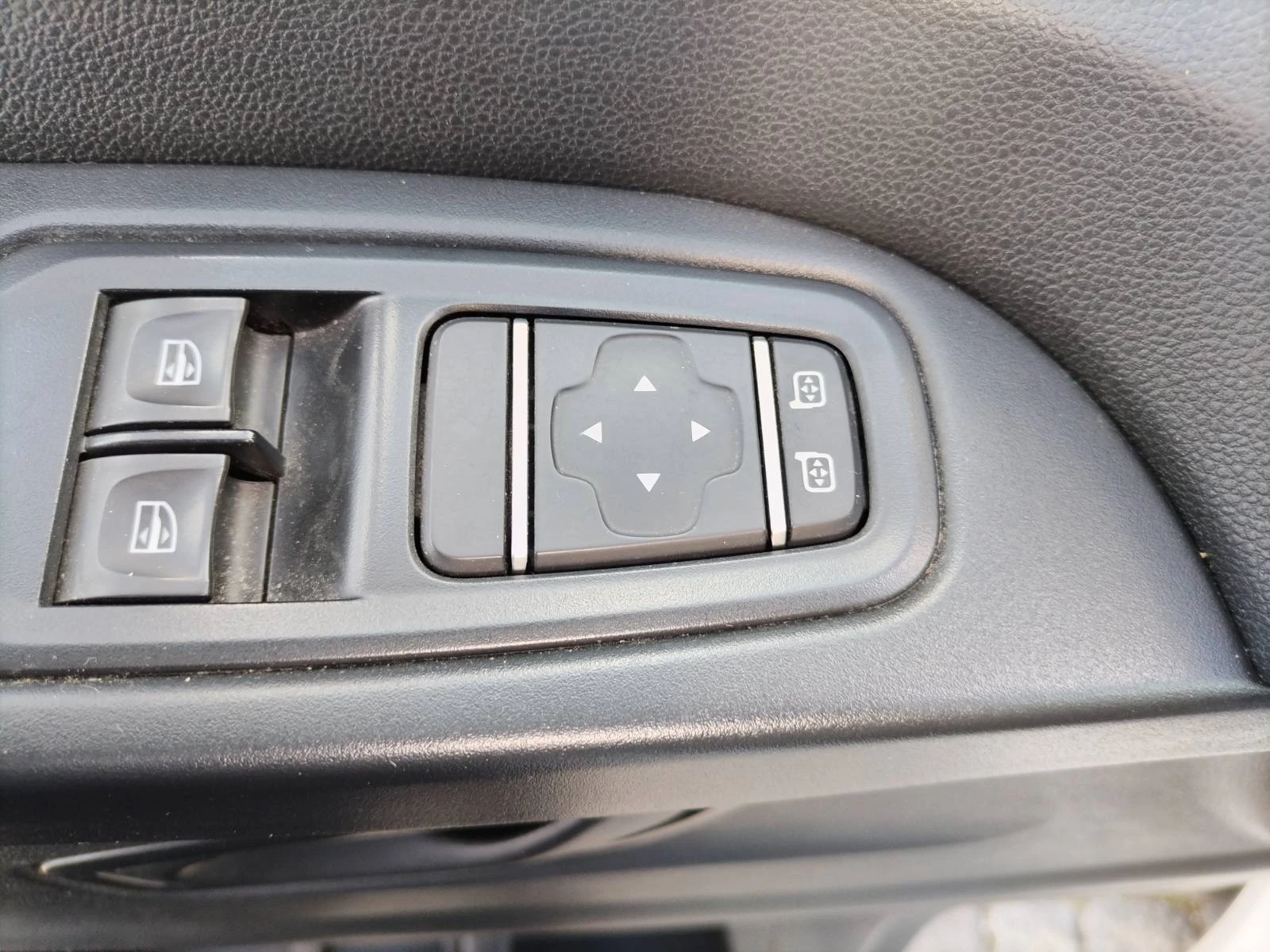 Renault Trafic 2.0dCi L2H1 | Mobile.bg � ����������� 14