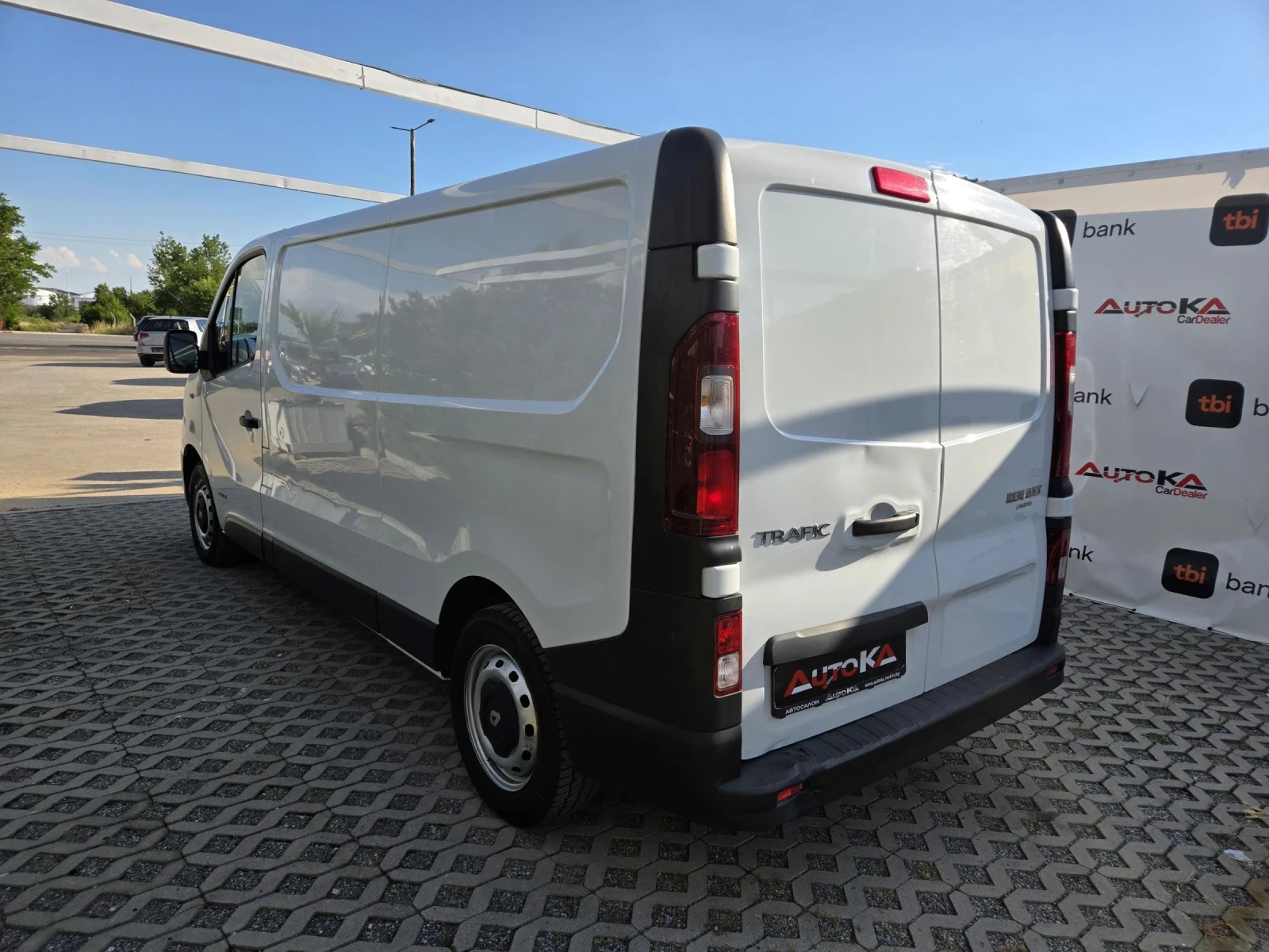 Renault Trafic 1.6DCI-116кс= MAXI= КЛИМАТИК= 6СКОРОСТИ, снимка 5 - Бусове и автобуси - 54933481