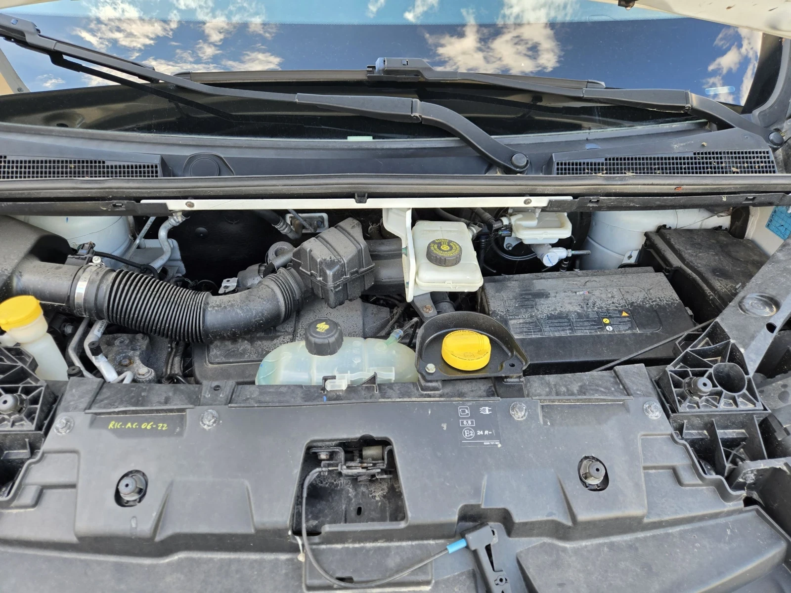Renault Trafic 1.6DCI-116кс= MAXI= КЛИМАТИК= 6СКОРОСТИ, снимка 12 - Бусове и автобуси - 54933481