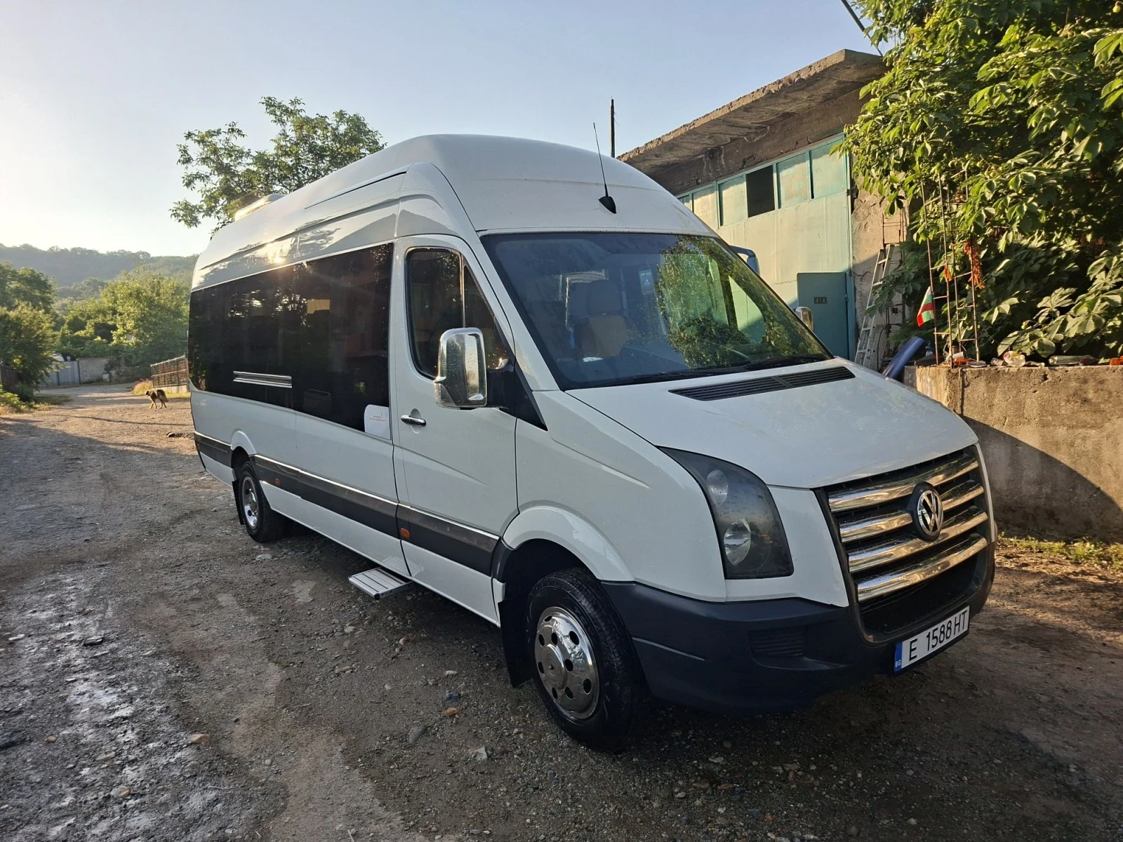 VW Crafter, снимка 3 - Бусове и автобуси - 56091746