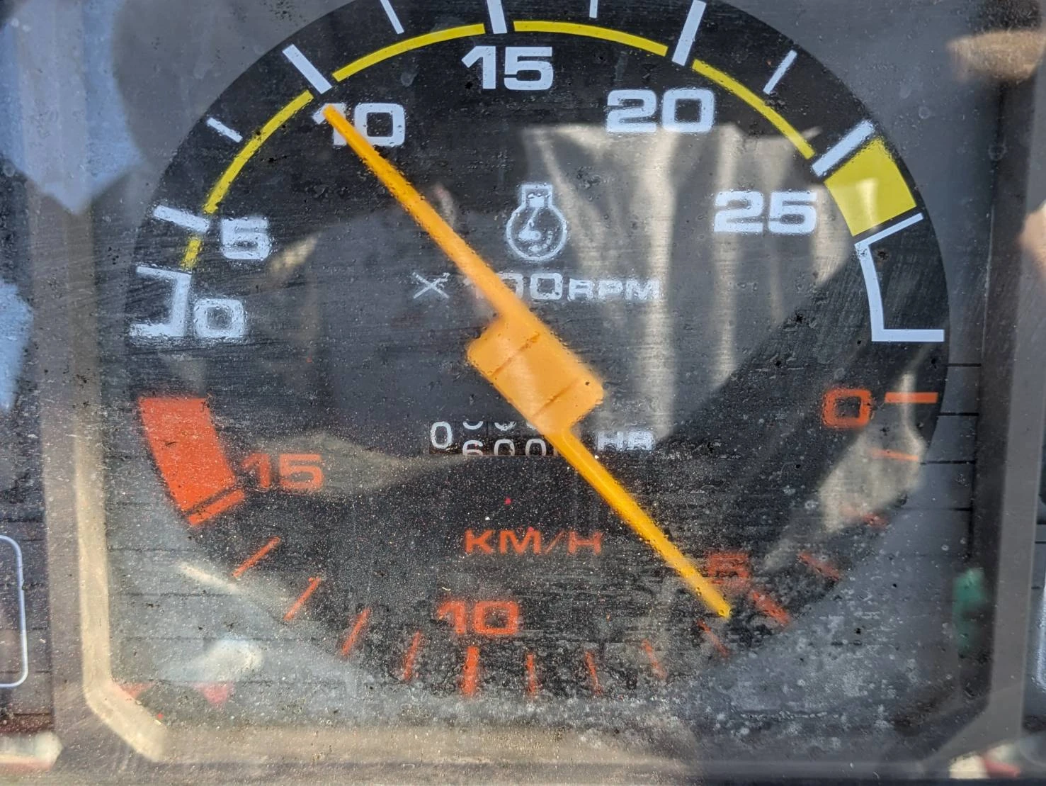 Трактор Mitsubishi MT245, снимка 6 - Селскостопанска техника - 54118047