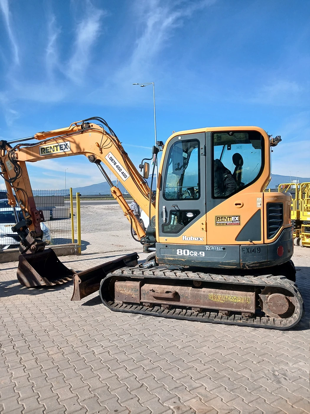����� Hyundai Robex 80CR-9 8250 ��., 2011 �.  | Mobile.bg � ����������� 2