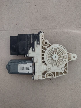     0536006001         VW Golf VI, Passat B6  5K0959794