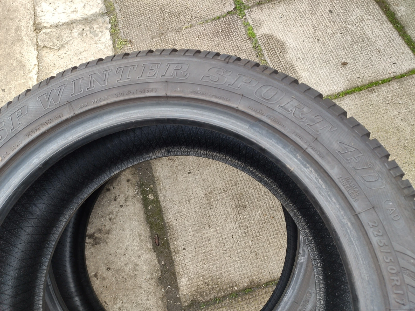 Гуми Зимни 225/50R17, снимка 6 - Гуми и джанти - 54806721