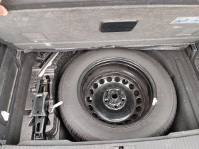 VW Passat B8/2.0 TDI 150 к.с/6 скорости/Euro 6/Keyless/Navi, снимка 15