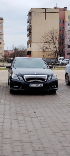 Mercedes-Benz E 350, снимка 17 - Автомобили и джипове - 51624452