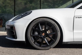 Porsche Panamera 4 E-HYBRID/FACELIFT/SPORT CHRONO/BOSE/LIFT/CARBON/ - 116980 € / 228792.99 лв. - 71333551 4