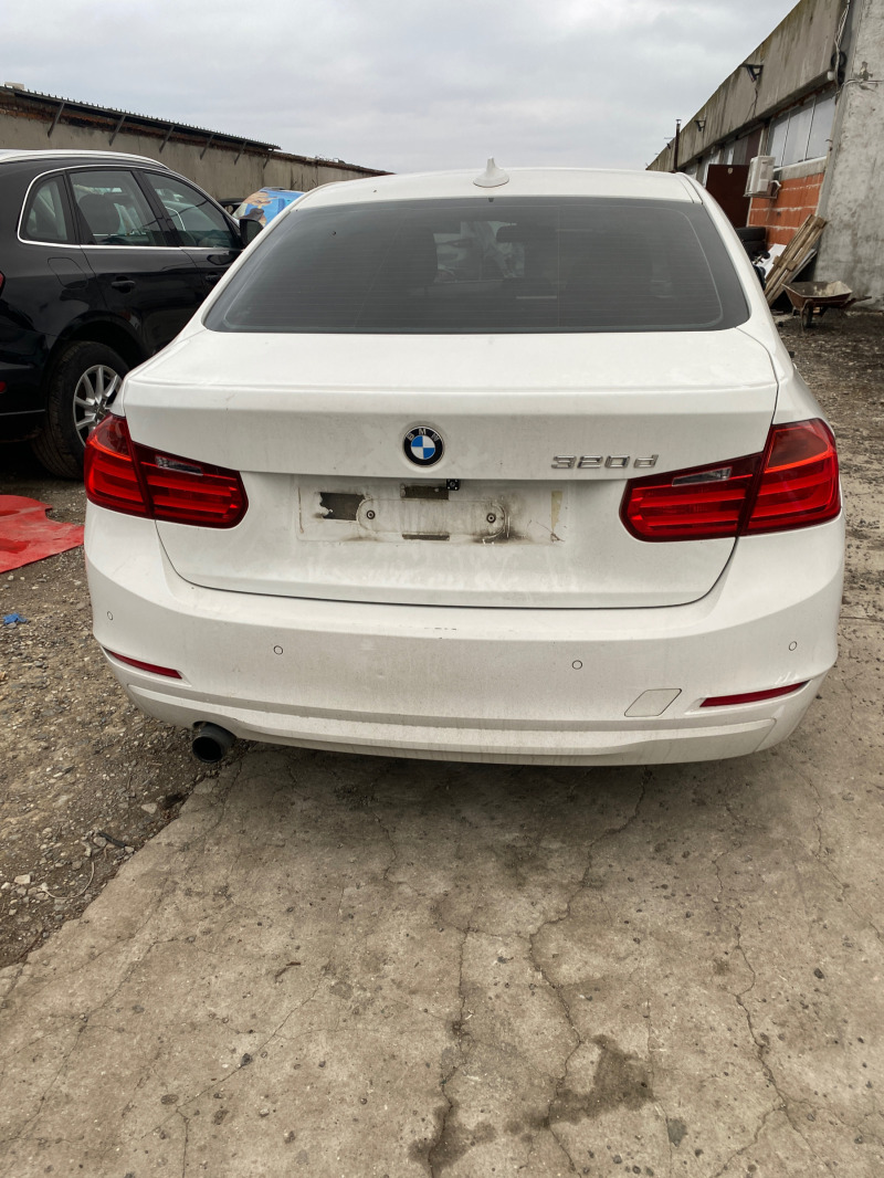 BMW 320, снимка 3 - Автомобили и джипове - 44324592