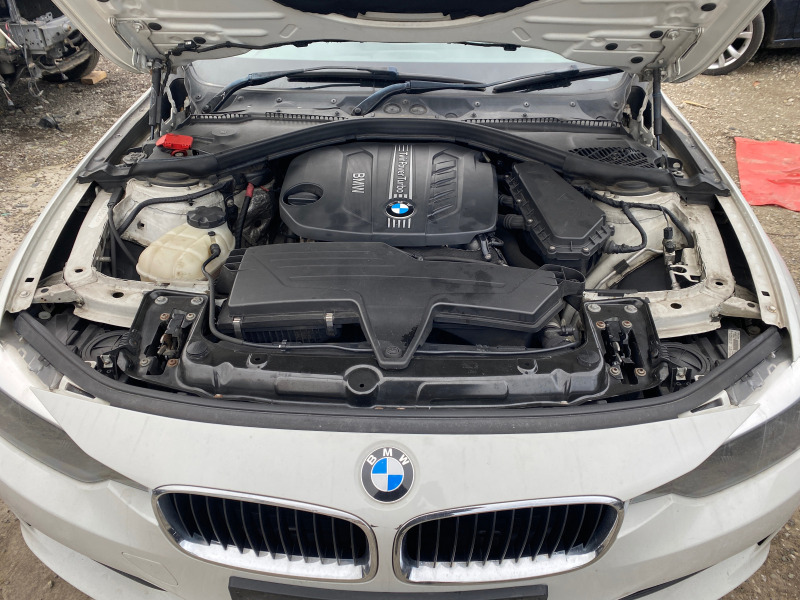BMW 320, снимка 11 - Автомобили и джипове - 44324592