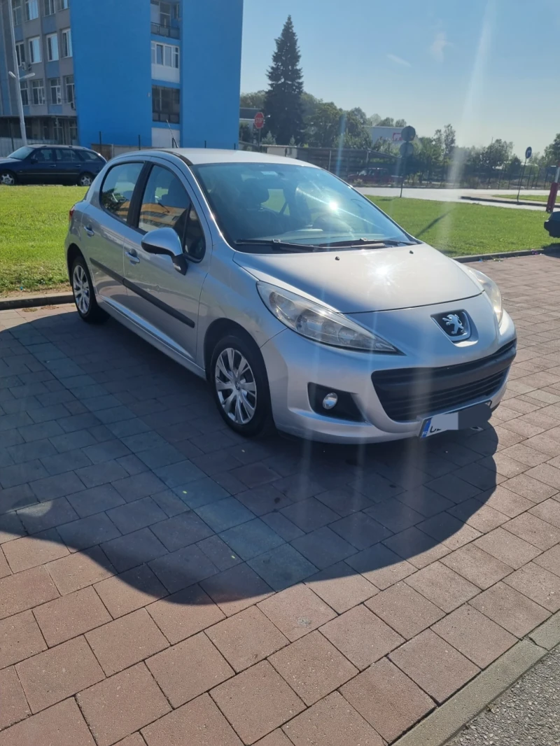 Peugeot 207 1, 4 бензин/газ, снимка 3 - Автомобили и джипове - 48592459