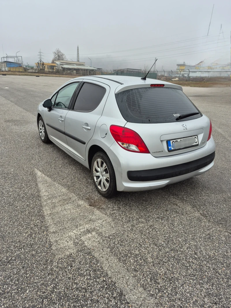 Peugeot 207 1, 4 бензин/газ, снимка 6 - Автомобили и джипове - 48592459