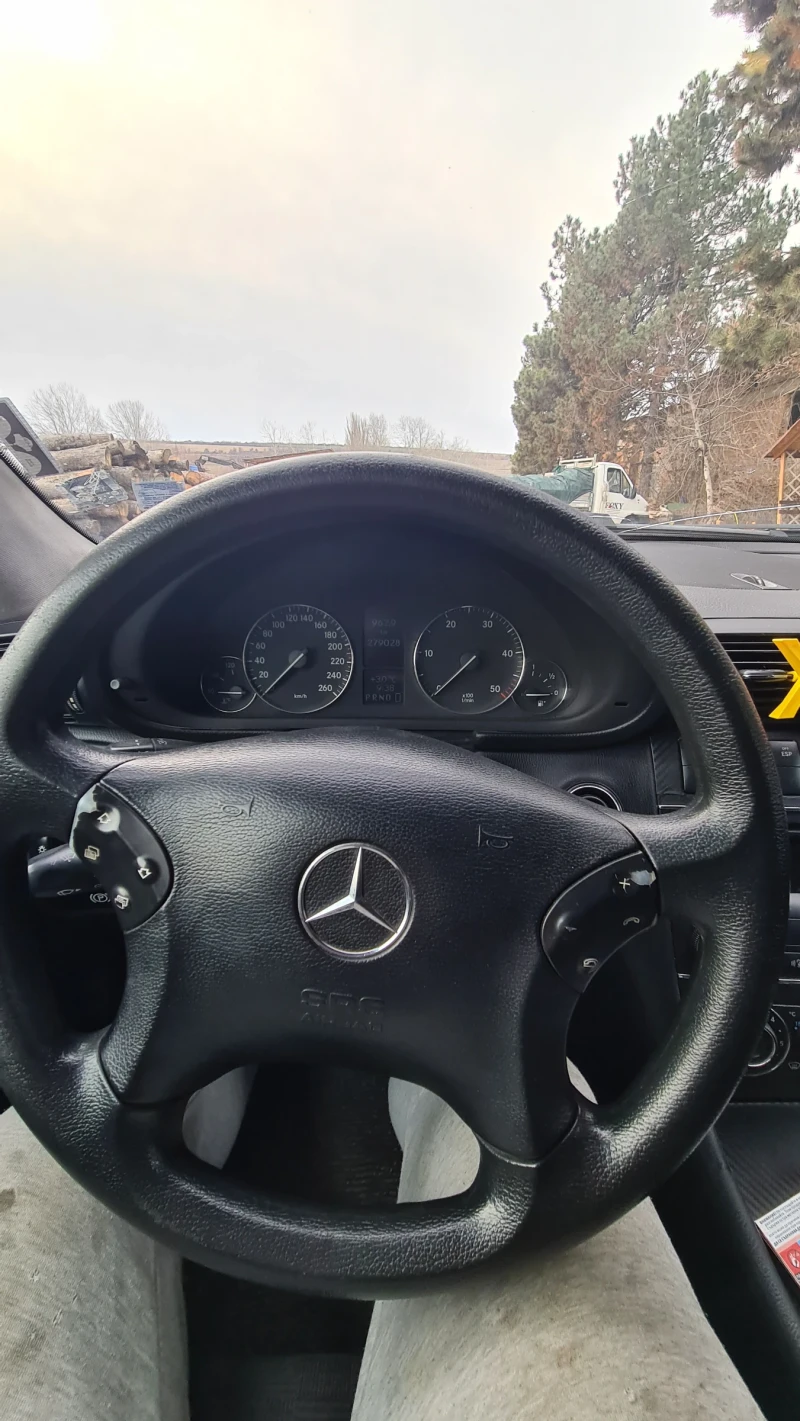 Mercedes-Benz C 270, снимка 2 - Автомобили и джипове - 49037416