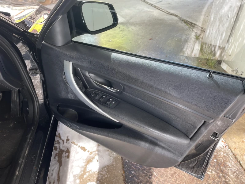 BMW 318 2.0d, снимка 9 - Автомобили и джипове - 52255603