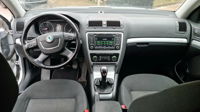 Skoda Octavia SCAUT/2 0 TDI  С.ИСТОРИЯ, снимка 7 - Автомобили и джипове - 52584654