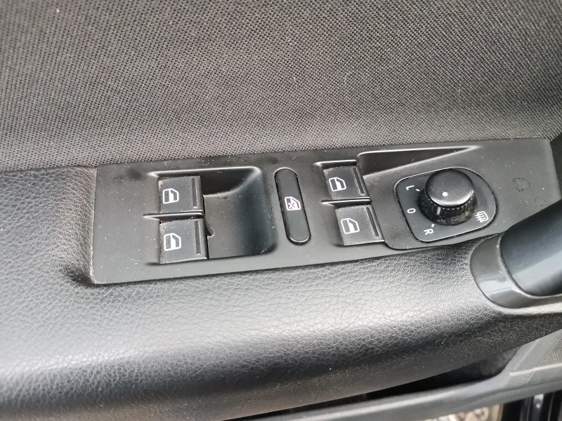 VW Passat  VII FaceLift, снимка 11 - Автомобили и джипове - 52739264