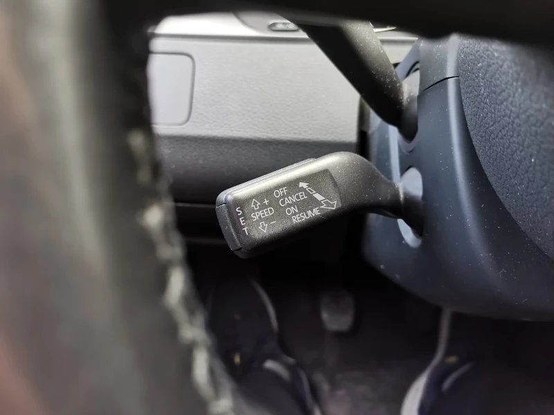 VW Passat  VII FaceLift, снимка 13 - Автомобили и джипове - 52739264