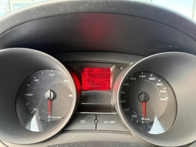 Seat Ibiza ST 1.6TDI* 90кс* EURO5* НОВИ ГУМИ* ОТЛИЧЕН, снимка 12 - Автомобили и джипове - 52944735