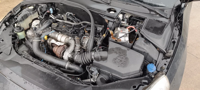 Volvo V60 2.0D/1.6D, снимка 13 - Автомобили и джипове - 53150635