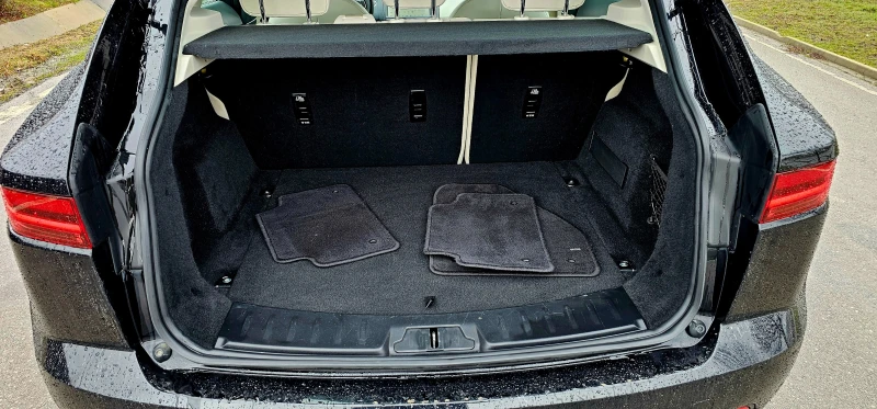 Jaguar E-pace 2.0   4х4  ТОП, снимка 7 - Автомобили и джипове - 53338549