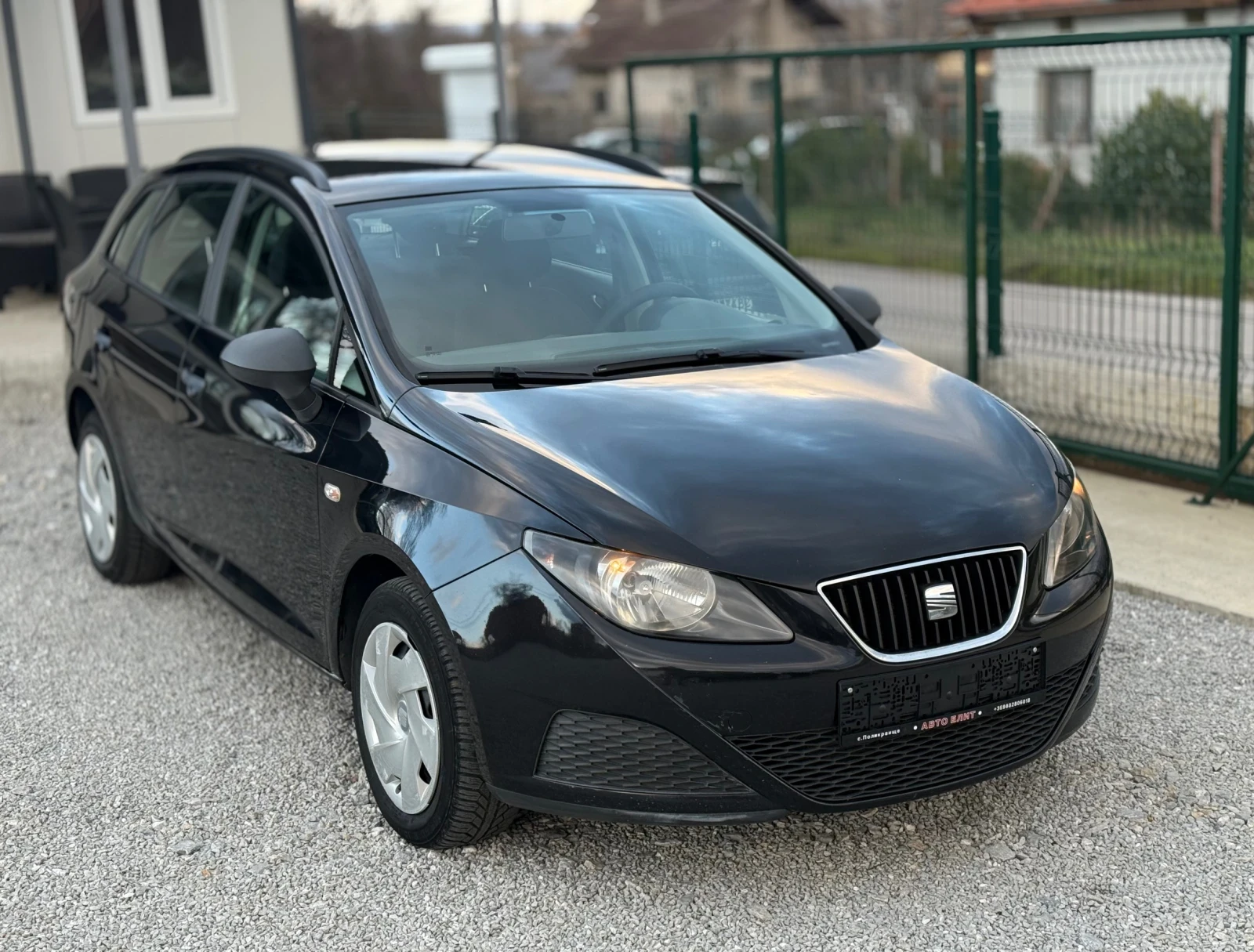 Seat Ibiza ST 1.6TDI* 90кс* EURO5* НОВИ ГУМИ* ОТЛИЧЕН, снимка 1