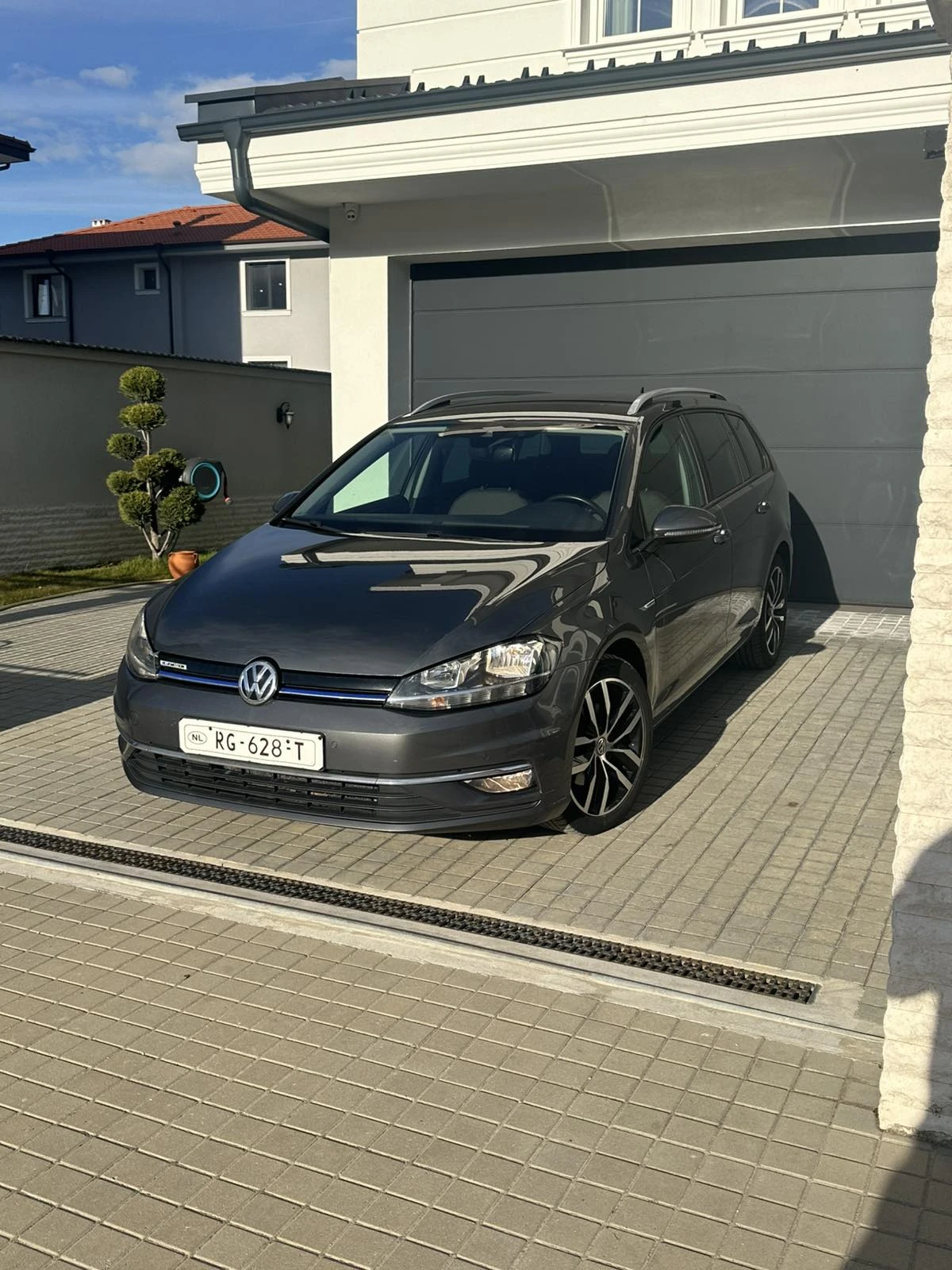 VW Golf Variant 1.4 TGI 7.5 Facelift , снимка 1