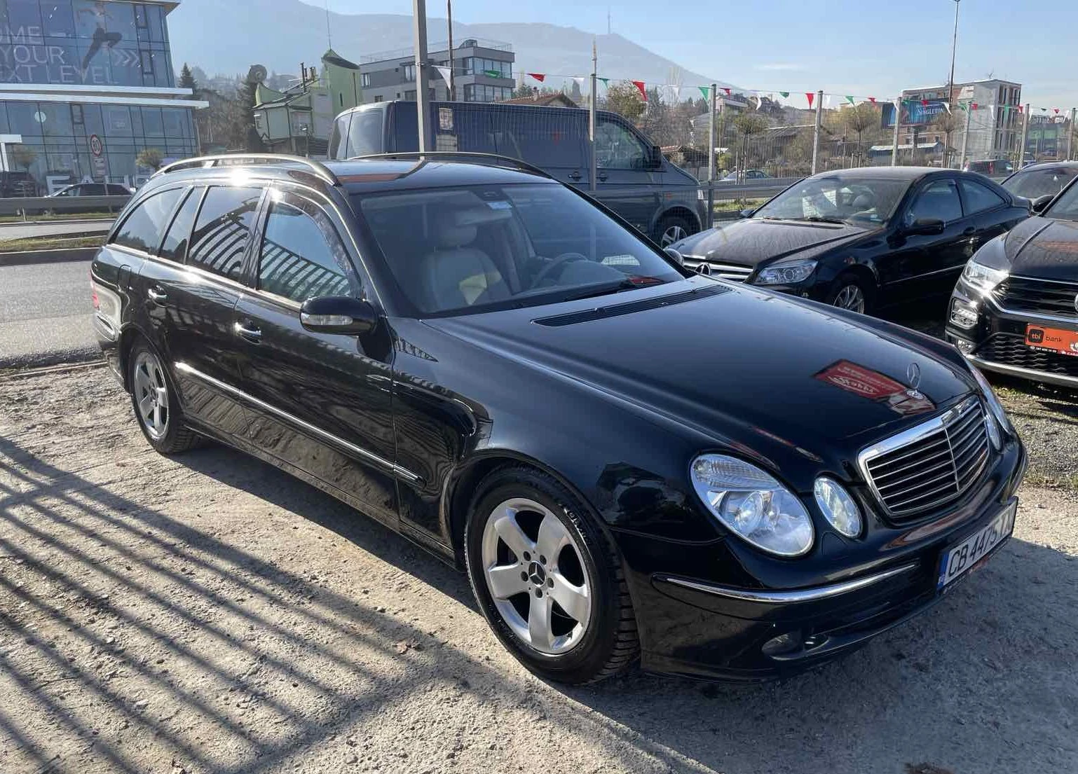 Mercedes-Benz E 280 CDI Avangarde Aвтоматик Редови мотор 648 - изображение 3