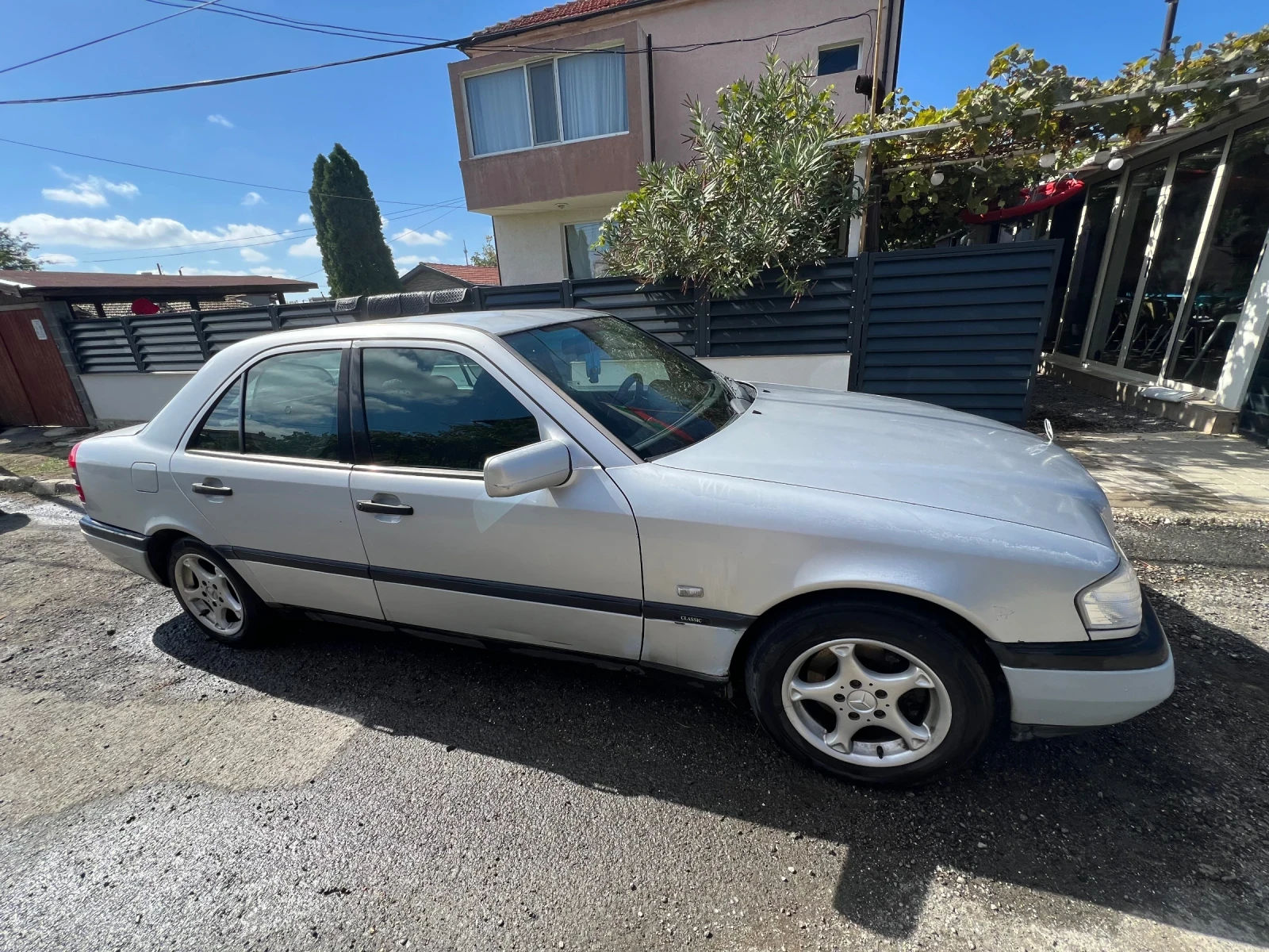 Mercedes-Benz C 250  - изображение 6