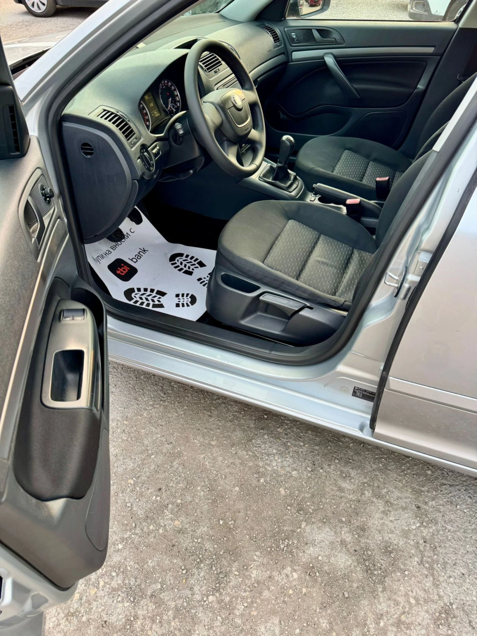Skoda Octavia 1.6TDI, FACELIFT, АВТОПИЛОТ, ПАРКТРОНИК  - изображение 8