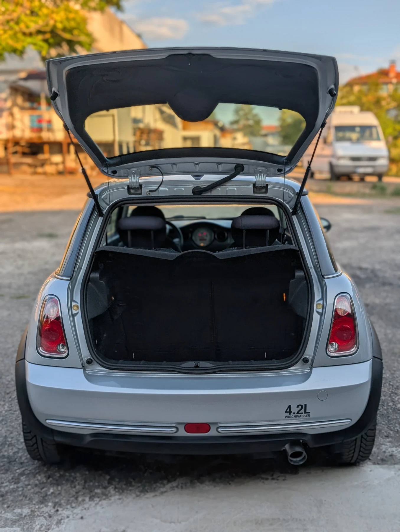 Mini Cooper 1.6i One R50 - изображение 5