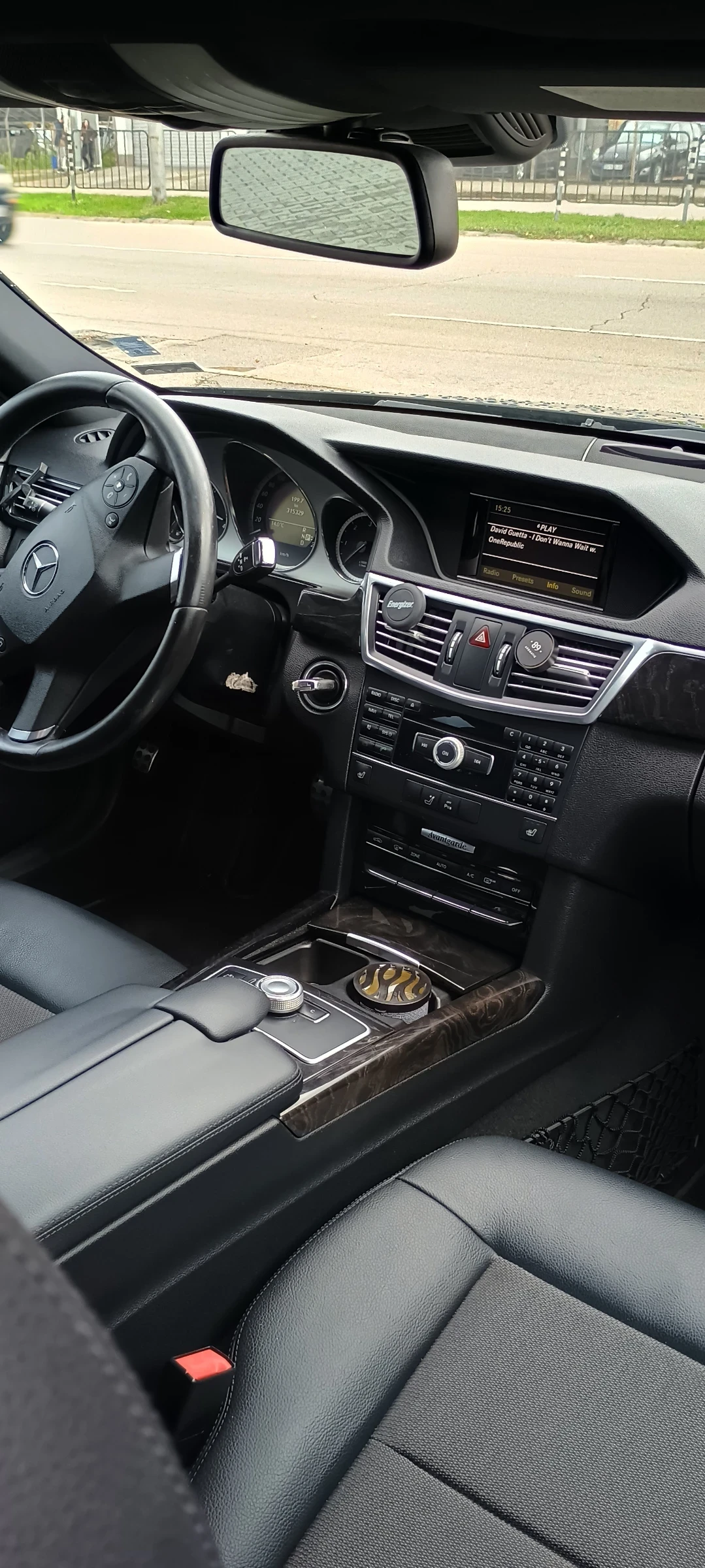 Mercedes-Benz E 350  - изображение 6