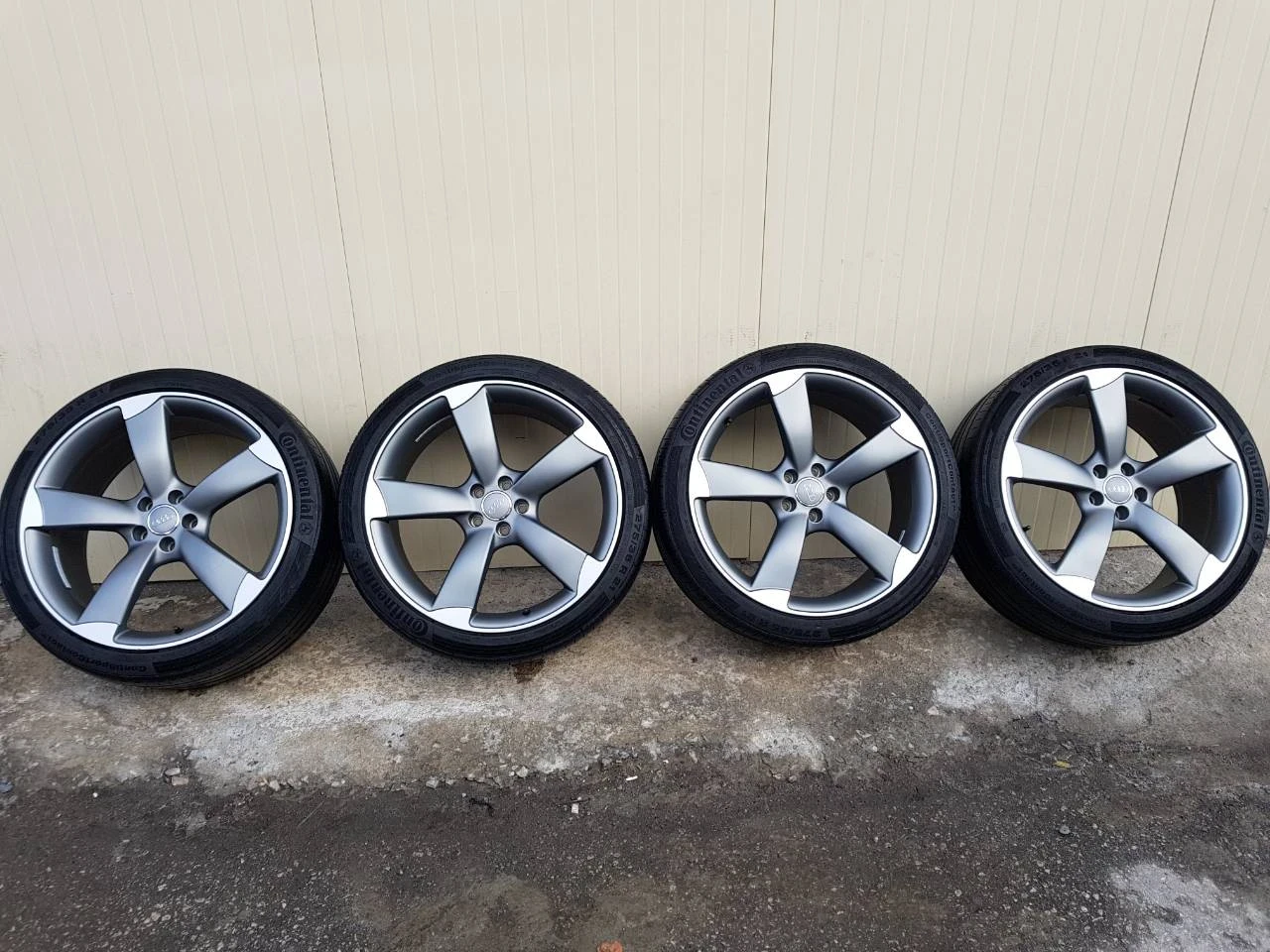 Audi S8 Audi S8 Desingn selection - изображение 2