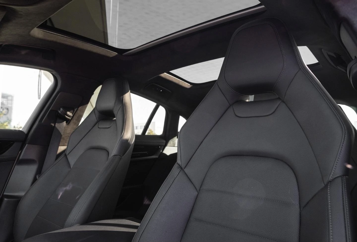 Porsche Panamera 4 E-HYBRID/FACELIFT/SPORT CHRONO/BOSE/LIFT/CARBON/ - изображение 7