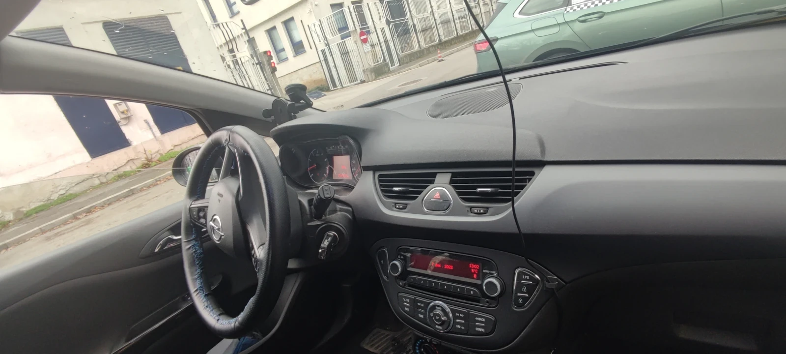 Opel Corsa 1.4i бензин/газ - изображение 9