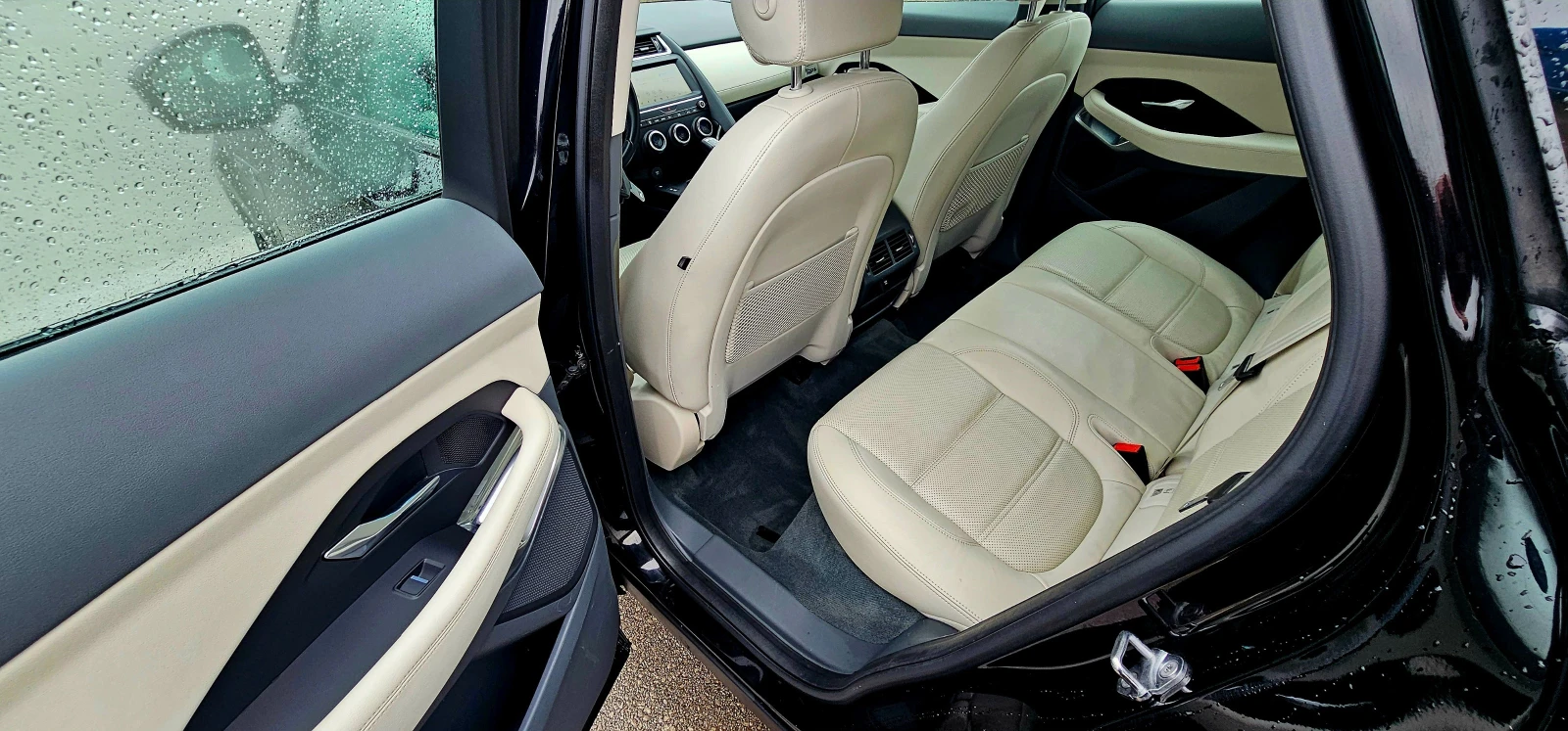 Jaguar E-pace 2.0   4�4  ��� | Mobile.bg � ����������� 9