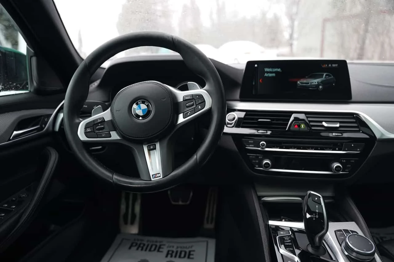 BMW 540 xDrive  CARFAX, снимка 9 - Автомобили и джипове - 53893915