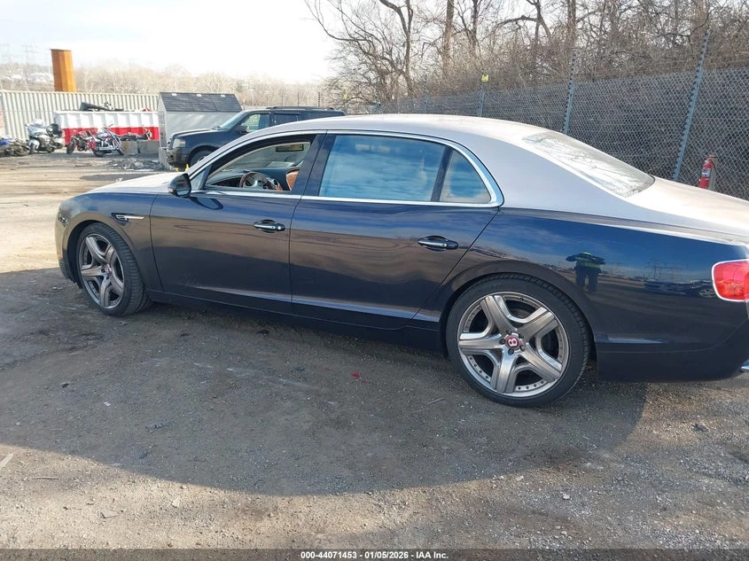 Bentley Flying Spur 4l V8 * РЕАЛНА ЦЕНА* , снимка 3 - Автомобили и джипове - 53926730